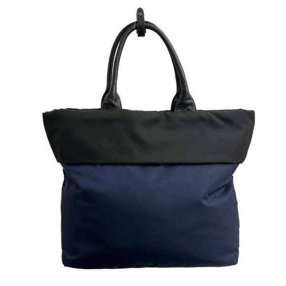 PRADA Black Leather Shoulder Bag - Picture 3 of 10